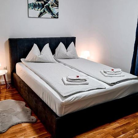 Apartament Alina Deva Exterior photo
