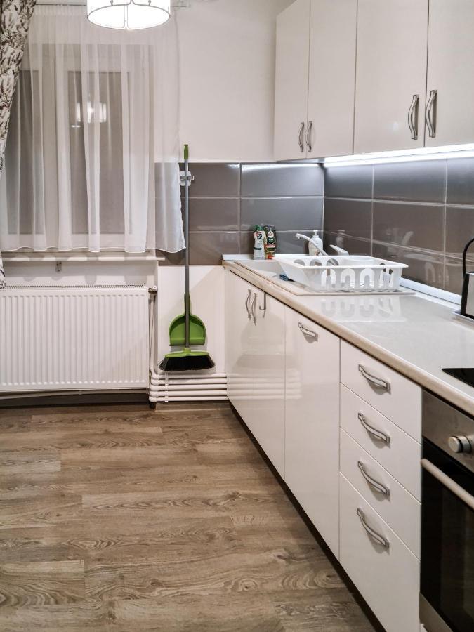 Apartament Alina Deva Exterior photo